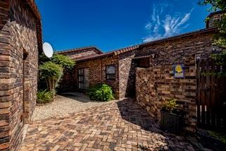 To Let 2 Bedroom Property for Rent in Greenacres Eastern Cape